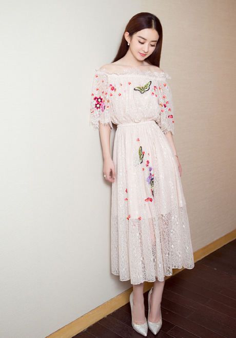 婚禮穿搭 　連身裙